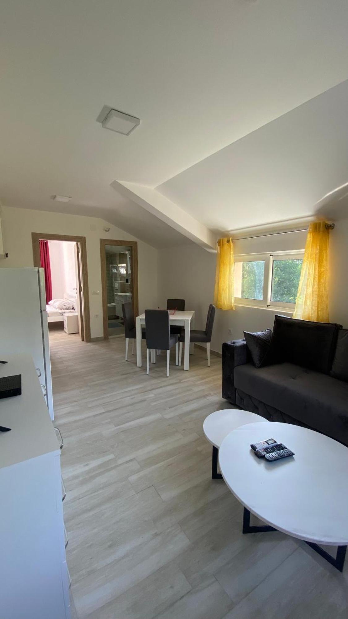 Apartments Two Olives Kotor Exterior photo